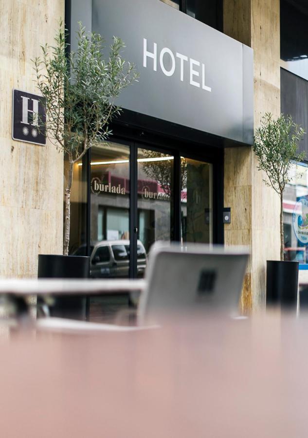 Hotel Burlada Luaran gambar