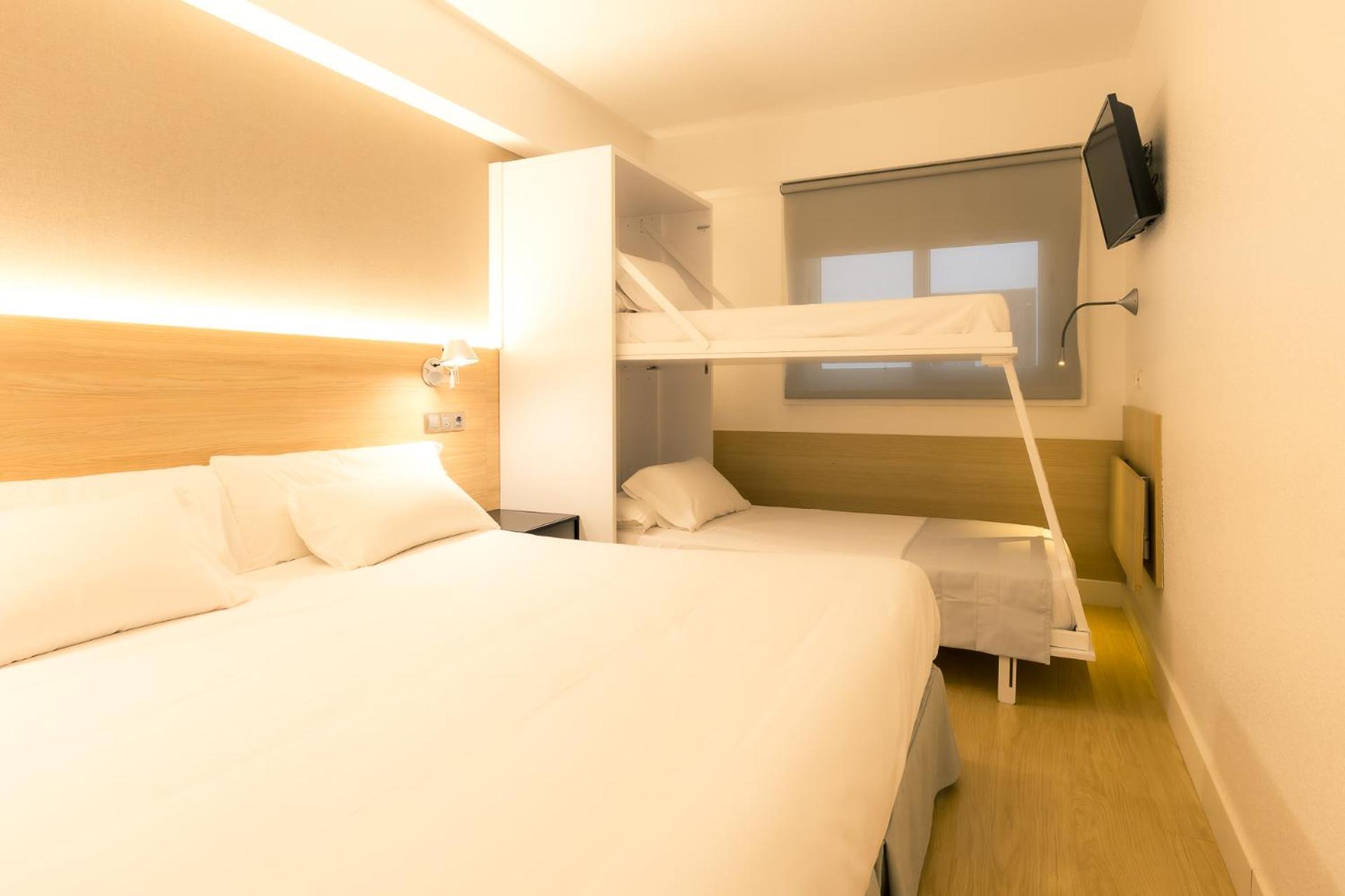Hotel Burlada Luaran gambar