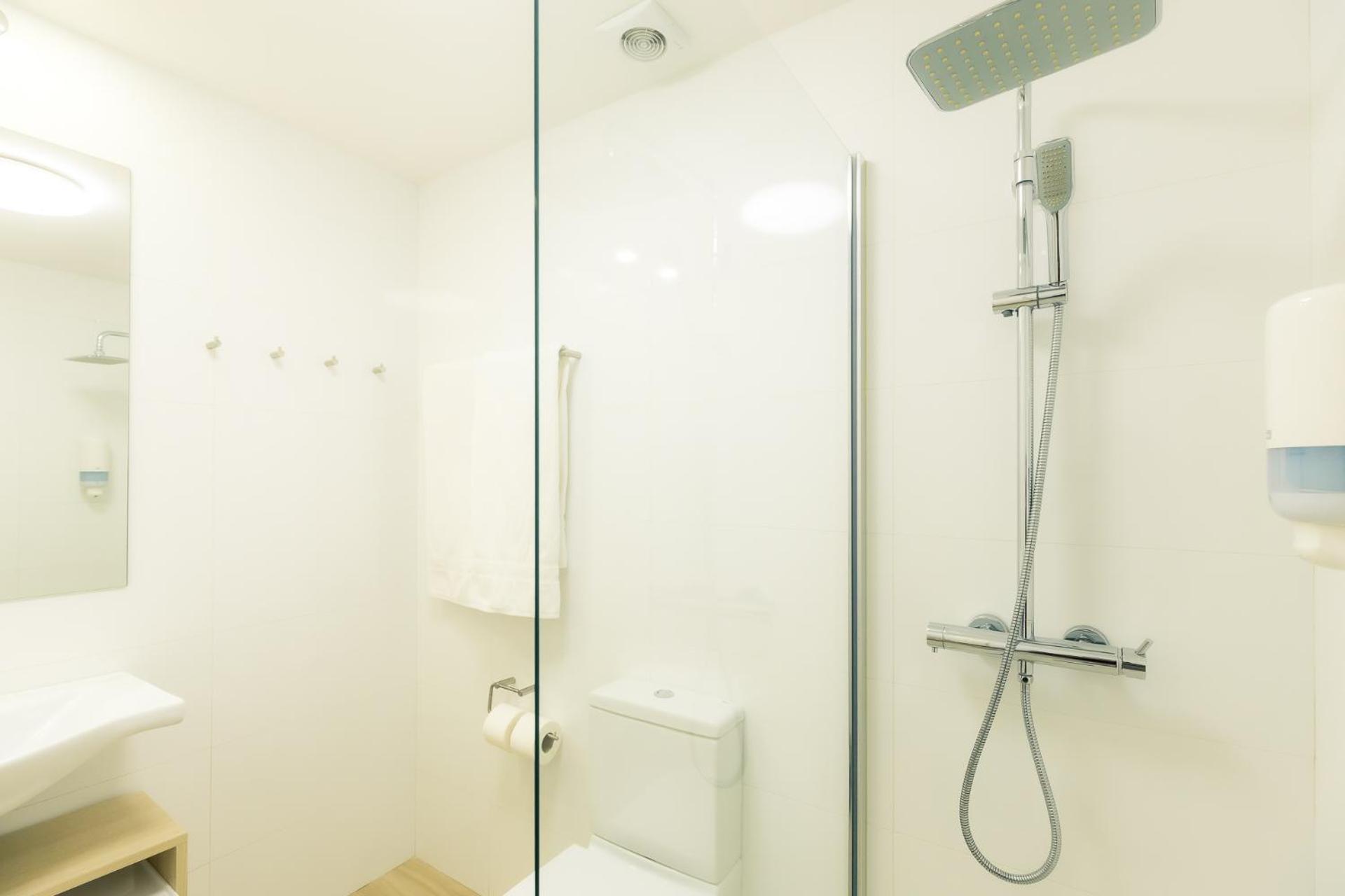 Hotel Burlada Luaran gambar