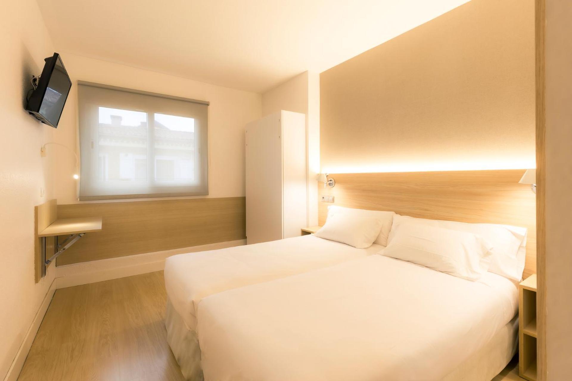 Hotel Burlada Luaran gambar